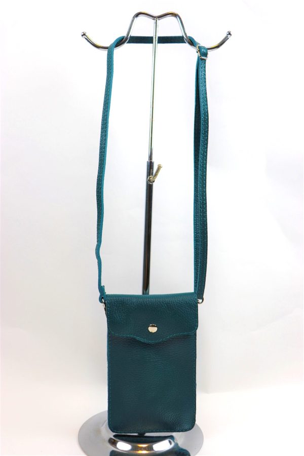 V326 Leather Traveller Bag