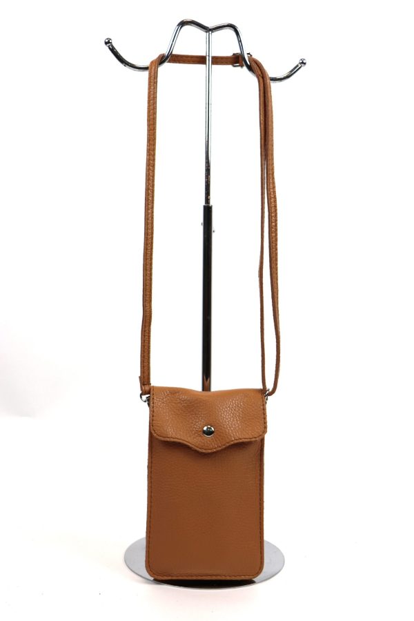 V326 Leather Traveller Bag