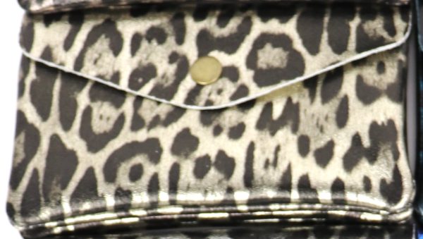 Medium Metallic Leopard Print Money Pouch